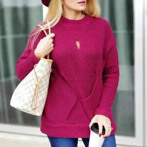 CASUAL DOLLZ Plum Weavered Front Sweater